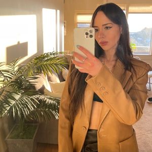 OVERSIZED LEATHER TAN BLAZER